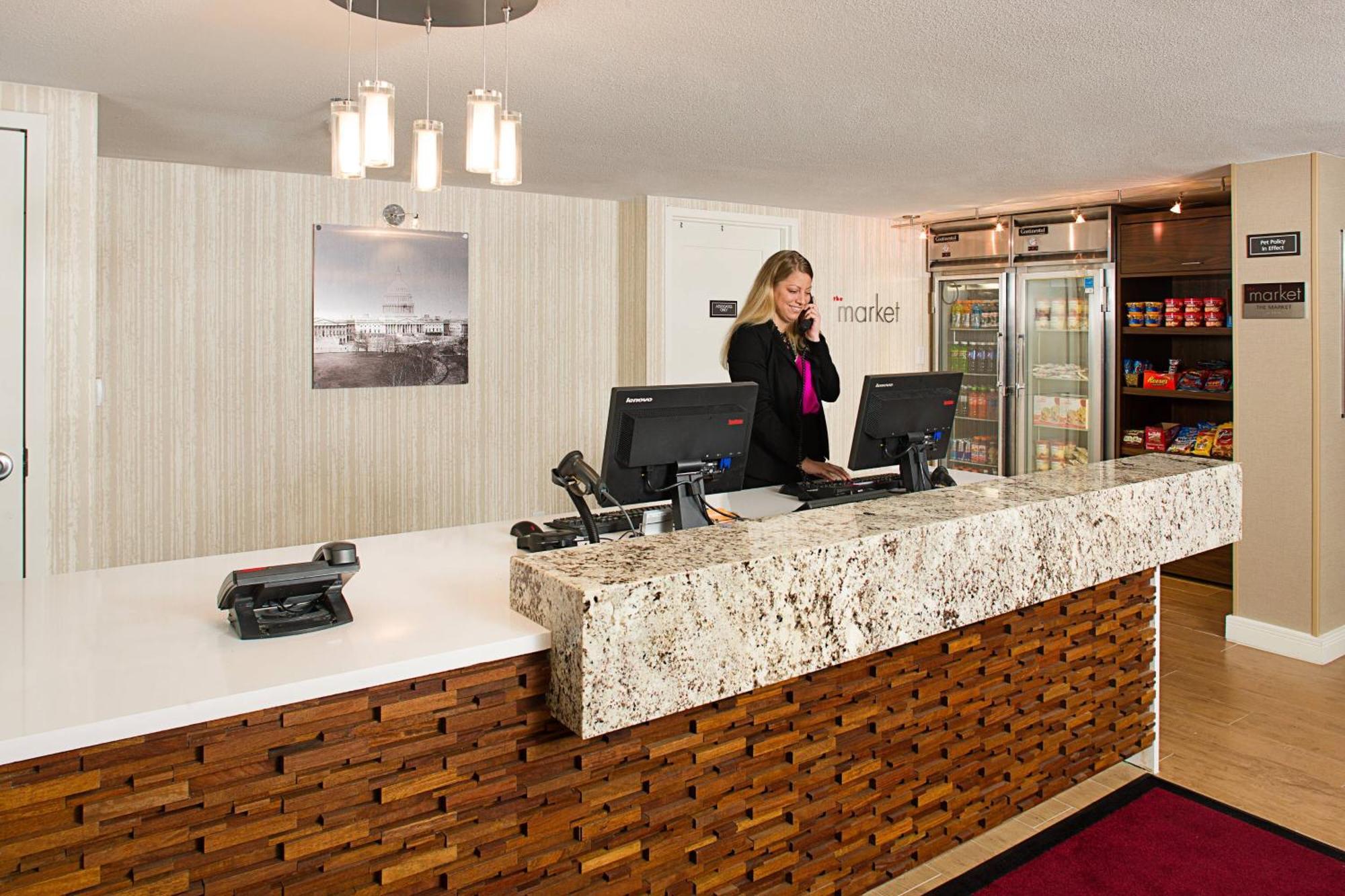 Residence Inn By Marriott Washington - Dc/Foggy Bottom Exterior photo